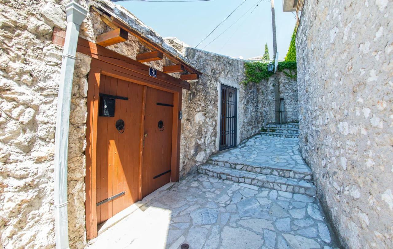 Next To The Old Bridge Apartments Mostar Exterior photo
